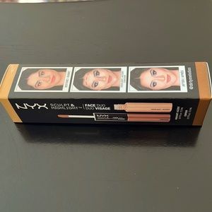 NYC sculpt and Highlight Face Duo SHFD04 Cinnamon/Peach